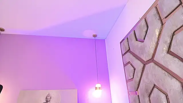 brithany_spark (F young) - control my toy for 2 mins