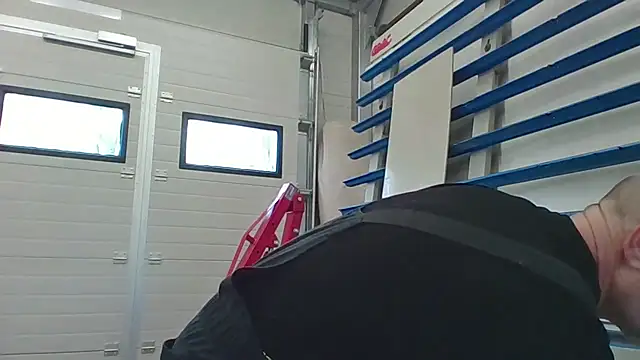 boomerhun (Ask my age) - naked masturbate at work