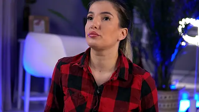 kellymathews - KellyMathews's free webcam - UK Sex Cams