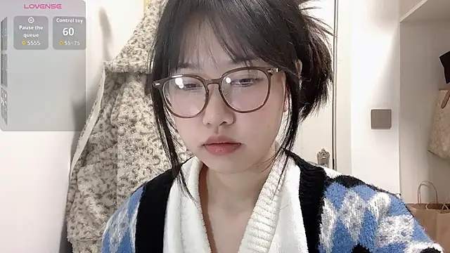 xiaoji61 - Xiaoji61's free webcam - UK Sex Cams