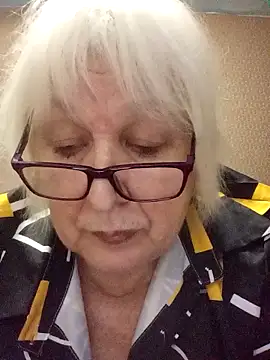 alexia64231 - Alexia64231's free webcam