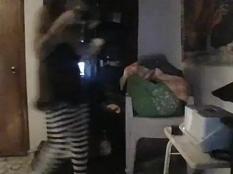 qaarlyfogosa - Qaarlyfogosa's free webcam