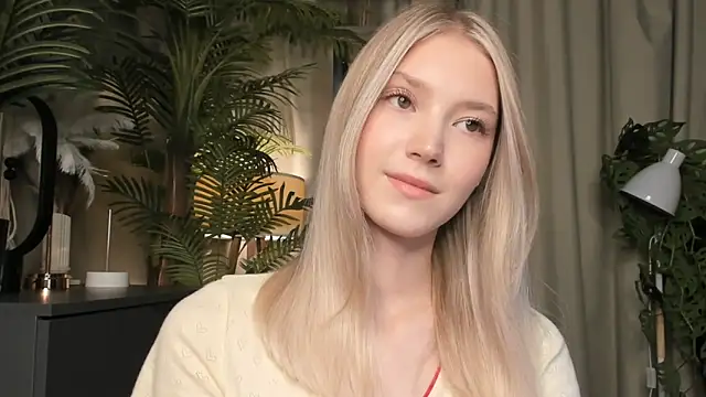 chinbonnell - ChinBonnell's free webcam - UK Sex Cams