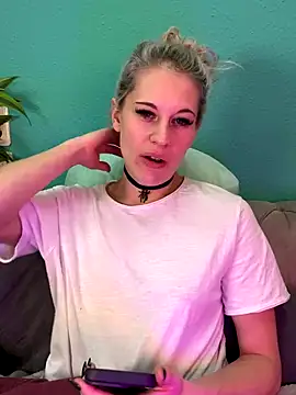 TheRealJessyLey Live Webcam on Stripchat