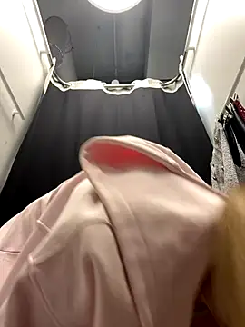 Lia__Love Live Webcam on {site_name}