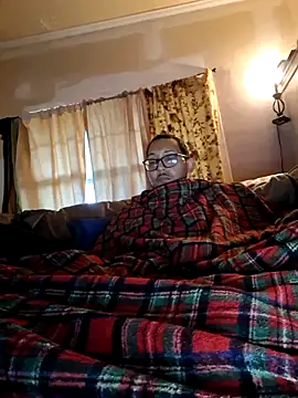 throwedworldwide (Ask my age) - Happier happy-holidays