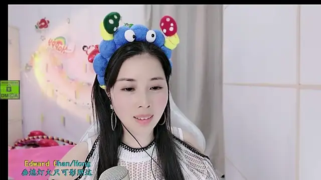 hk_angelchloe - HK_angelchloe's free webcam - UK Sex Cams