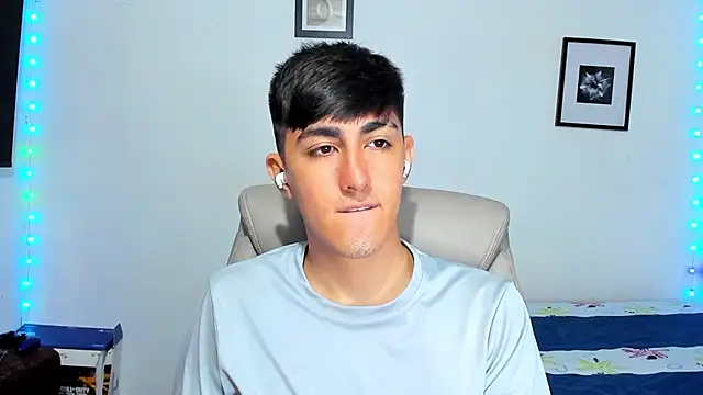 babymaik (M twink) - cumshow