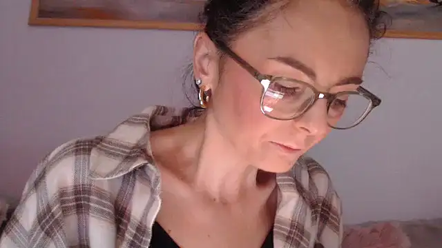 cleophee - Cleophee's free webcam