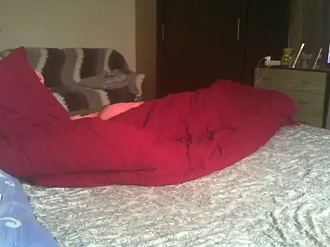 lauray1 - Lauray1's free webcam