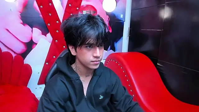 alex_477 (M twink) - naked