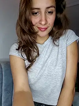 aytanna_torrez (F young) - Show tits