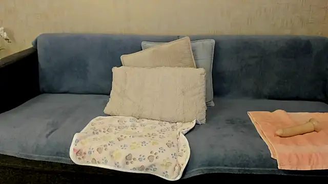 vickybloomx (F young) - Pussy fingering