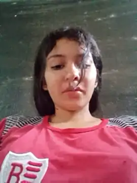 soymaia (F teen) - 3 fingers in my vagina