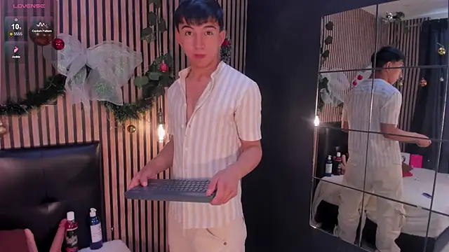  joji_Spencer chat room