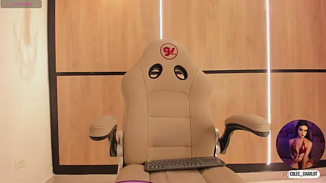 charlotte_colee (F teen) - Make my ass red with 90 spanks❤️