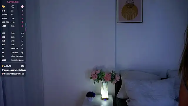 junietrippett (F young) - get up doggy style