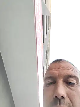 juandi21cm (Ask my age) - Corrida-cum-milk