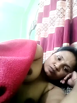 megla879 - Megla879's free webcam