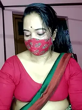 lexi_baby_ (F milf) - doggy style