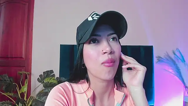 abbiejoness_ (F young) - Control my toy 10 min