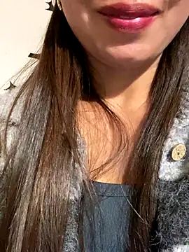 milky-milk (F milf) - please help me make money to buy medicin