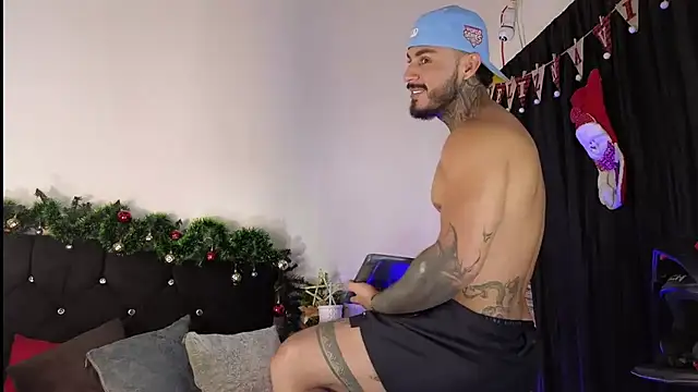 john_cartter1 (M young) - Hey guys lets go to plaay