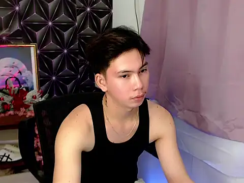 ursweet_jade (M twink) - CUM PUBLIC / FINGER ASSHOLE / EAT CUM