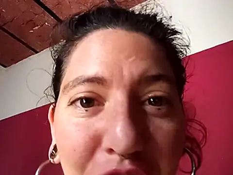 sweetbabyass (F young) - Blowjob+ play niplles