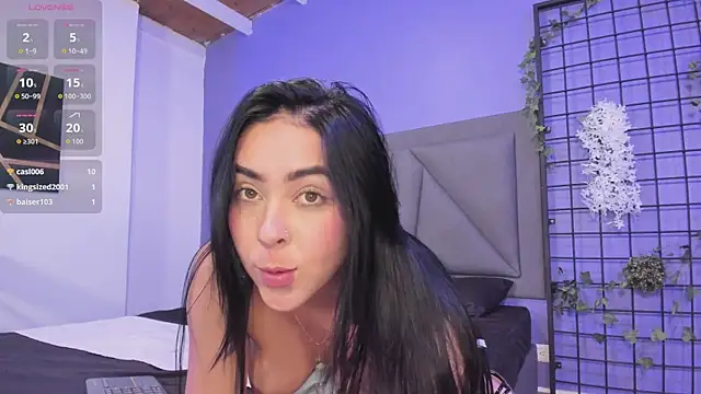 gaby_cruz_ (F young) - Stand Up Full Body View