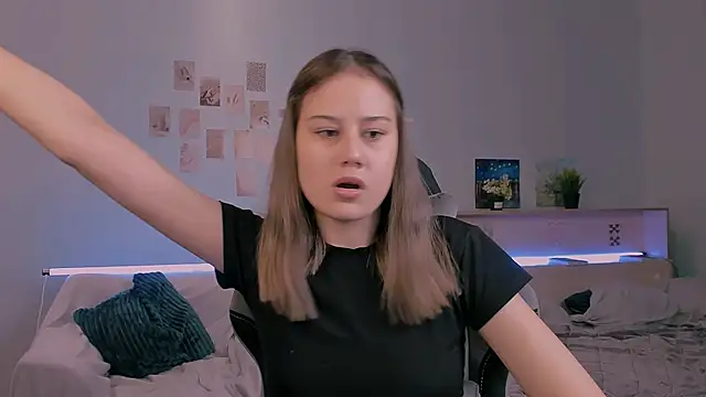 adelle046 - Adelle046's free webcam - UK Sex Cams