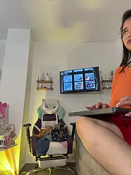 tati_reyess (F young) - win lush control x 5 min