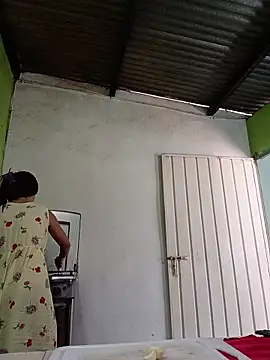 -nicol (F young) - Play pussy