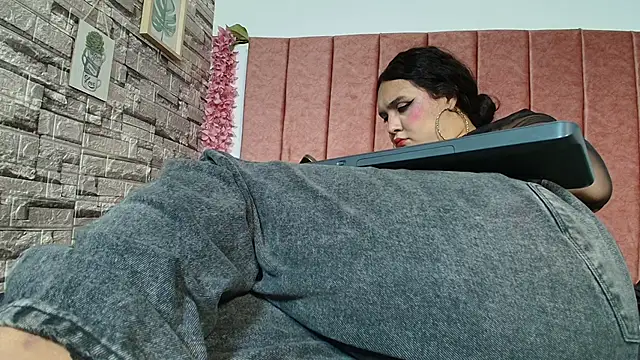 Tefanny_hot live cam screenshot tranny on Gratis Show – Free Live Cams