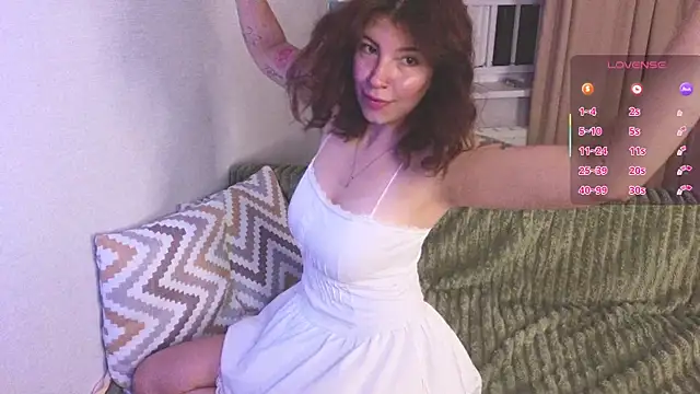 KiraBlushy webcam stripchat model stream image