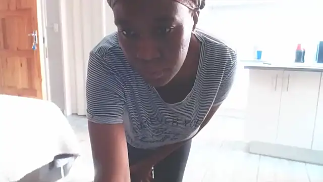 wettitiesxxx (F milf) - 300