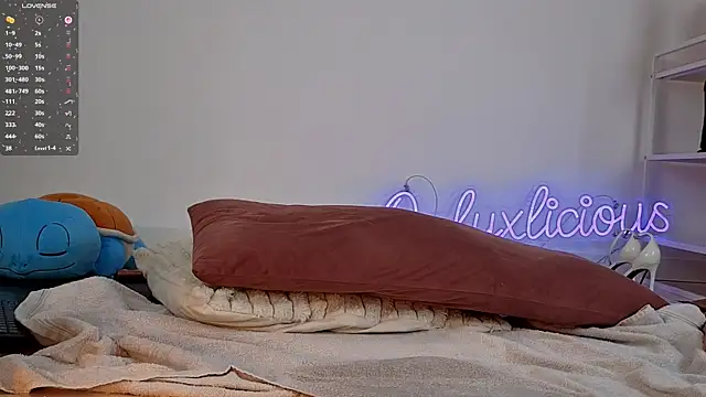 onlyxlicious_sc (F young) - Dildoplay +Squirt show 💦