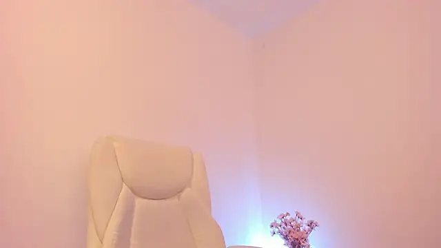 paty_chic (F mature) - Cum in ur face