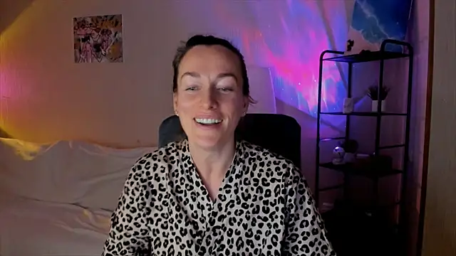 rebeccamartinez (F milf) - What for? F...k it😂