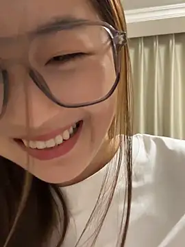 sweet-angel999 (G young) - 夜晚寂寞难耐，勾引内向的男嘉宾～无套内射