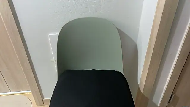 jihoooon_ Live Webcam on {site_name}