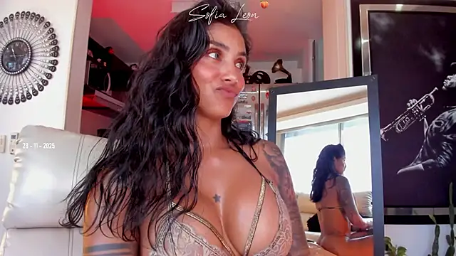 sofiasexhot