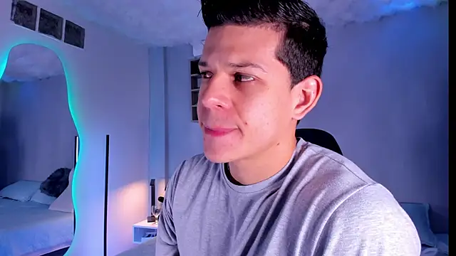 marcosullivan (M twink) - looking good