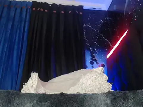 semerhott (M twink) - 5 fingers in ass