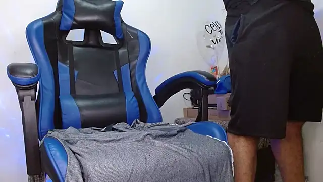 sexyboy-bigclit (G young) - OPEN PUSSY!!