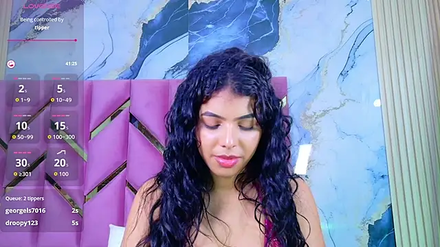 hotiergirl - Hotiergirl's free webcam