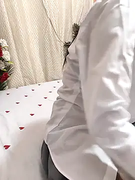 shalu_g (F young) - Boob and Finrings show