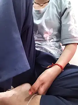 urs_sassyshikha (F teen) - Full nude boobs oils