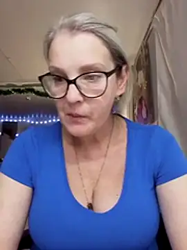 irinamaux (F mature) - make me happy