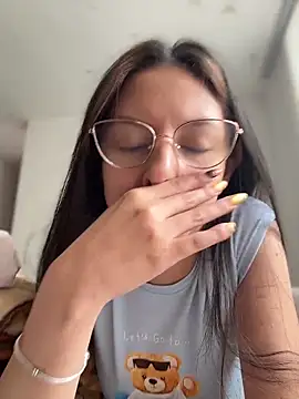 bonniepark - Bonniepark's free webcam